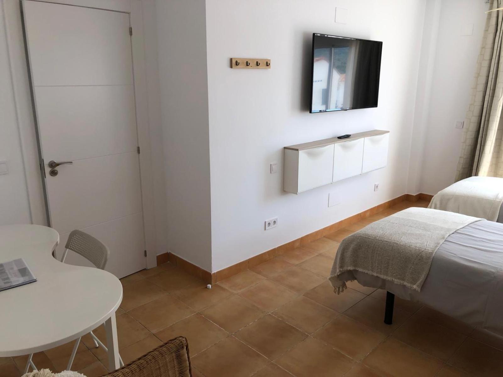 Alojamiento Luisita Alhaurin de la Torre Bagian luar foto